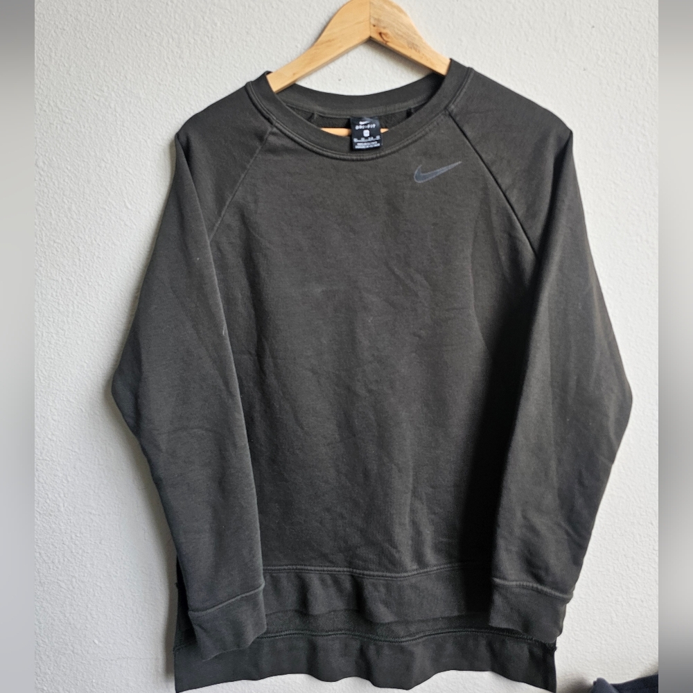 Nike Women's Black Sweatshirt
